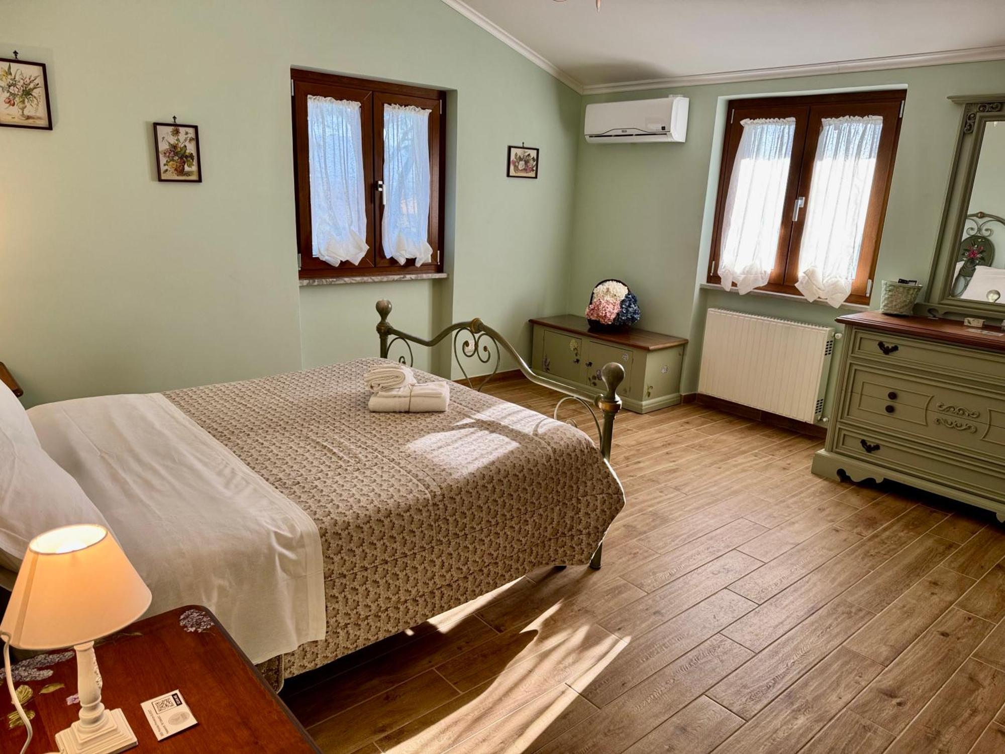 Вилла La Piccola Provenza Фиано-Романо Экстерьер фото